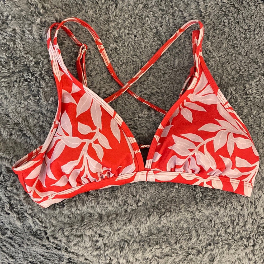 All in motion bikini top - Picture 1 of 3